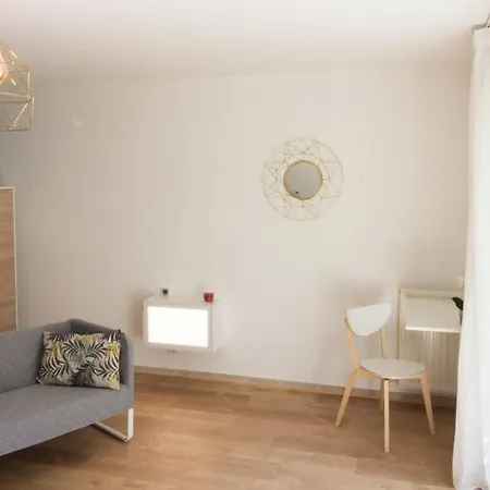 T1, Studieux et sportif - La Conciergerie Martinkey's Montpellier Chambre photo